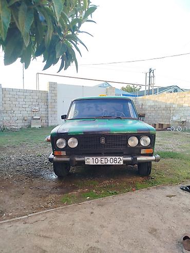 yeni muravey satisi: VAZ 2106 sedan - Kuzov: 4 qapılı sedan, yaşıl rəng üzərində qara — 2
