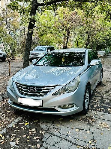 Продажа авто: Hyundai Sonata: 2013 г., 2 л, Автомат, Газ, Седан — 2