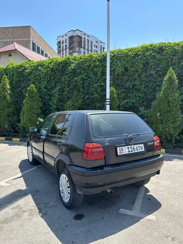 рейка гольф: Volkswagen Golf: 1994 г., 1.8 л, Бензин, Хэтчбэк