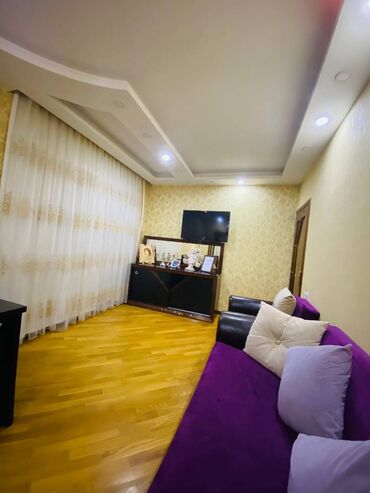 Köhnə tikili: Bakı, Bakıxanov qəs., 2 otaqlı, Köhnə tikili, 70 kv. m — 2