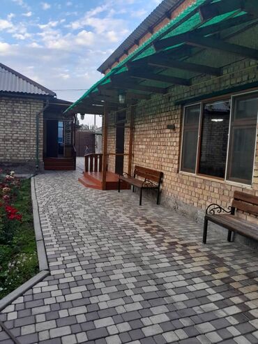 прадаюу дом: Дом, 90 м², 5 комнат, Собственник