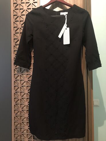 nigah donu: Коктейльное платье, Мини, L (EU 40)