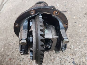 Auto delovi: Srce zadnjeg diferencijala Lada 21213,21214 Niva 1.7 br.2. Skinuto sa — 14