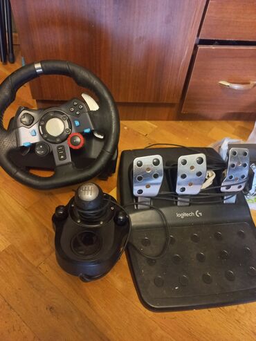 maşın videoları: Logitech G29 sükan seti – sükan, 3 pedallı blok və H‑nağara (6 pilləli