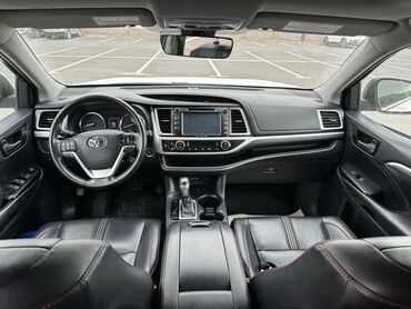 Toyota: Toyota Highlander: 2019 г., 3.5 л, Автомат, Бензин, Кроссовер — 7