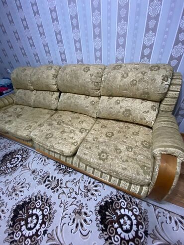 купить диван бу недорого: Диван-керебет, түсү - Саргыч боз, Колдонулган