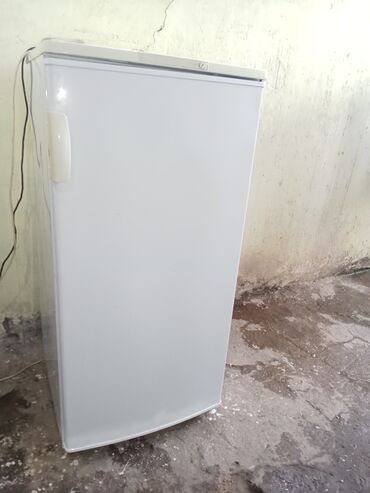 Nehrə aparatları: 1 qapılı Nord Soyuducu Satılır, rəng - Ağ