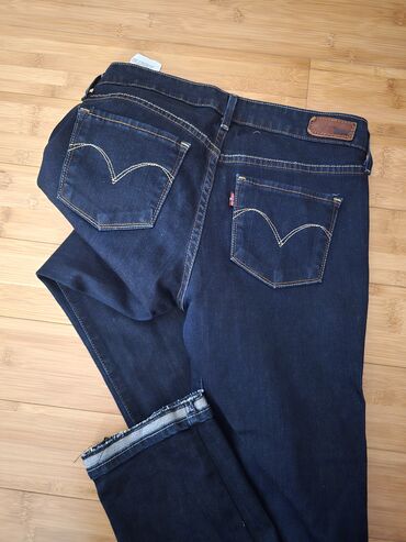 Uşaqlar üçün digər geyimlər: 11–12 yaş üçün uşaq geyimləri dəsti Tərkib: - Sviter: boz rəng — 12