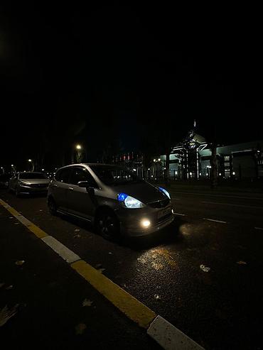 Honda: Honda Fit: 2002 г., 1.5 л, Автомат, Бензин, Хэтчбэк — 9