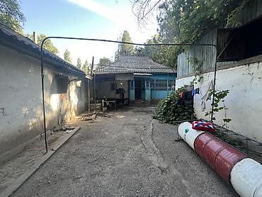 город каинда: Петровка айылынан уй сатылат,документтери баары жайында.Баасы келишим — 3