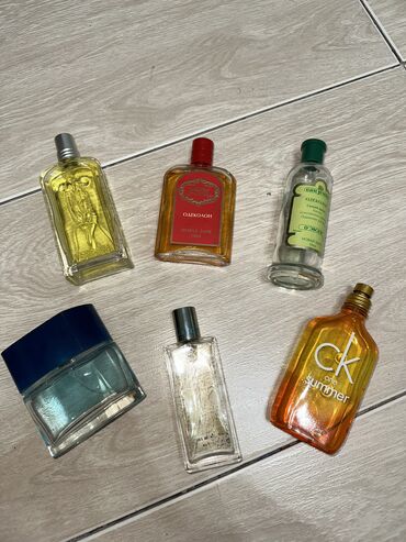 мужские парфюмерия: Адеколоны продаю все вместе 
все оригинал 💯