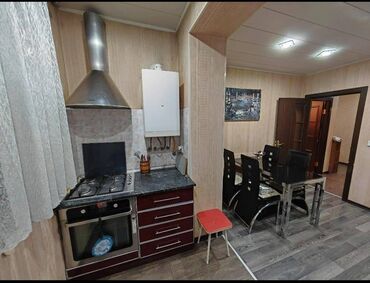 Uzunmüddətli kirayə mənzillər: Qara Qarayev metrosu çıxışı,5 mərtəbənin,4-cü mərtəbəsində,3 — 8