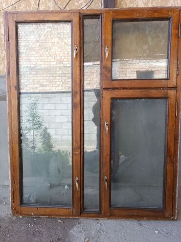Окна: Деревянное окно, цвет - Коричневый, Б/у, 150 *125, Самовывоз
