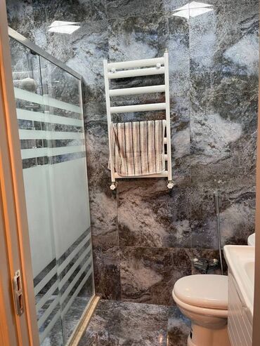 Uzunmüddətli kirayə mənzillər: Sabunçu rayonu,Bakıxanov(Razin) qəsəbəsi,Asan xidmətin arxasında,16 — 11