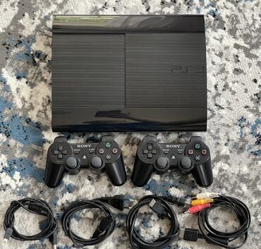 Playstation 3 Hamısı xaricden gelir. -Magazada satilir -Hard disk 100