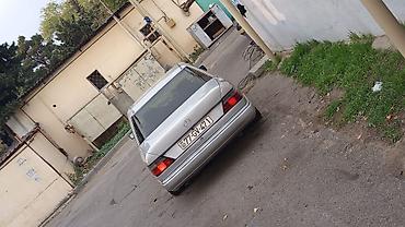 motor 2.2 mercedes: Mercedes-Benz E 220: 2.2 l | 1993 il Sedan — 5