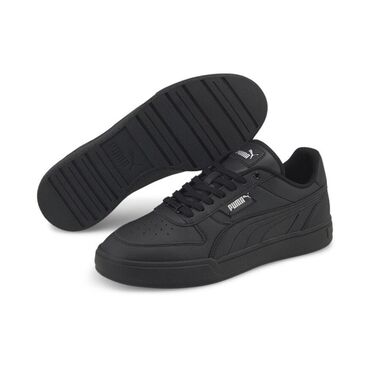 Кроссовки и спортивная обувь: Продаю новые сникерсы от Пума, черного цвета, размер -40, привезли со