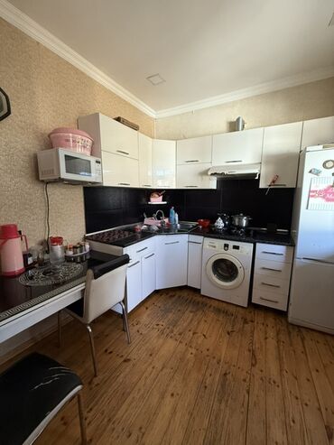 Həyət evləri və villaların satışı: 4 otaqlı, 150 kv. m, Kredit yoxdur, Yeni təmirli -da lalafo.az — 9 Həyət evləri və villaların satışı: 4 otaqlı, 150 kv. m, Kredit yoxdur, Yeni təmirli — 9