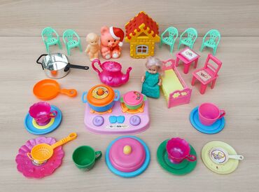 Игрушки: Кухня детская, Б/У. Продаю всё, что есть на фото. Плита размером 17 х