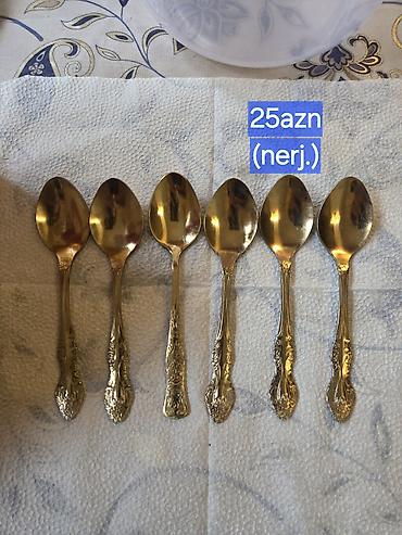Setkalar: Məhsul: Çay qaşıqları dəstləri 1) Qızılı rəngli naxışlı dəst - — 1