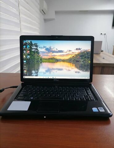 Мониторы: Noutbuk "Dell" Təcili Satılır. İşləməyində Heçbir Problem Yoxdu