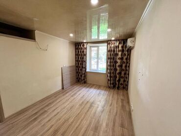 снять квартиру в заре: 2 бөлмө, 44 кв. м, Хрущевка, 1 кабат, Евроремонт