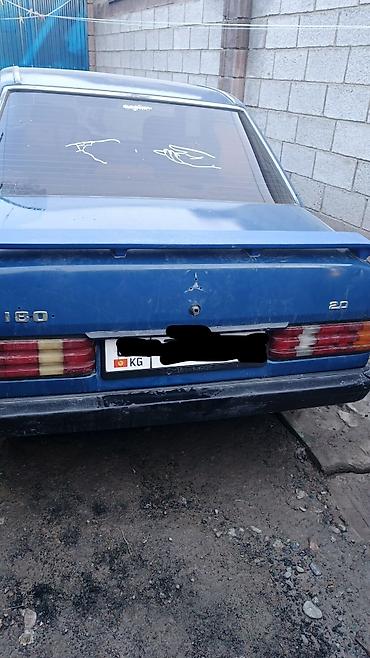 мб 190: Mercedes-Benz 190: 1996 г., 2 л, Механика, Седан — 1