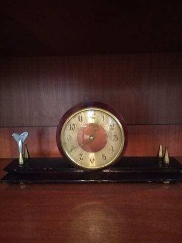 Часы для дома: Каминные часы.( раритет)