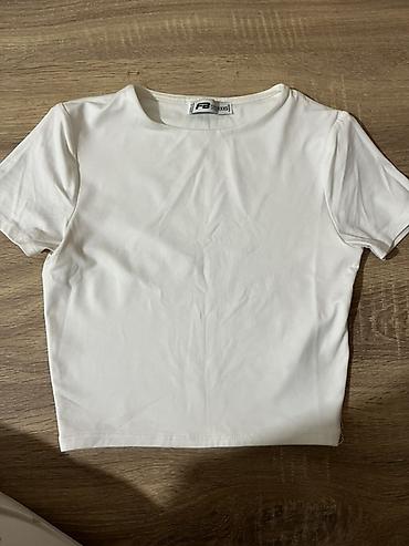 ağ futbolka: Ağ rəngli qısaqol qadın köynəyi (crop-top). - Brend: FB Sppors — 1