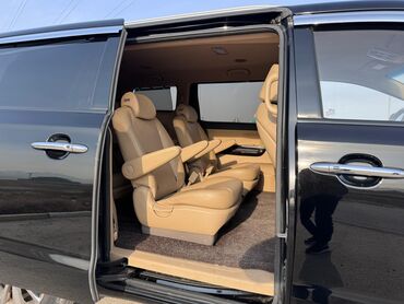 Kia: Kia Carnival: 2018 г., 2.2 л, Автомат, Дизель, Минивэн — 9