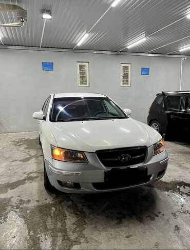 срочно продаю машину бишкек: Hyundai Sonata: 2005 г., 2 л, Автомат, Газ, Седан