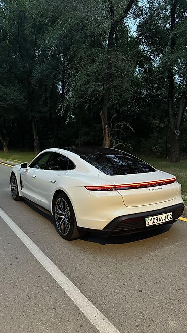 Porsche: Porsche : 2022 г., Электромобиль, Седан — 9