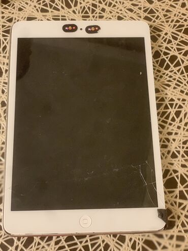 apple ipad: İşlənmiş Apple iPad mini 2, 8,4", < 64 GB, Ünvandan götürmə