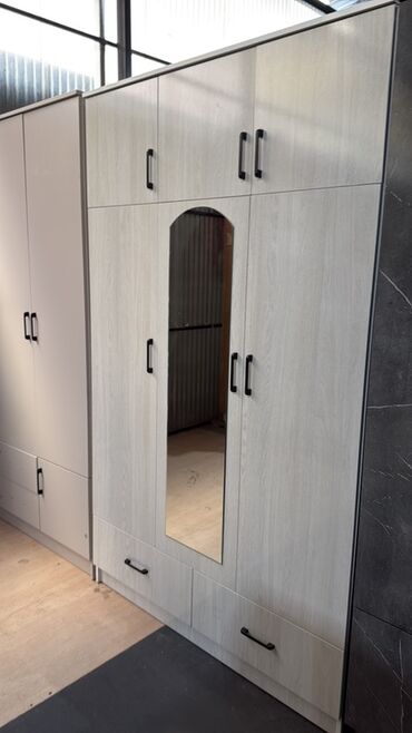 Шкафы для одежды: Шкаф для одежды, Новый, Прямой, ЛДСП — 18