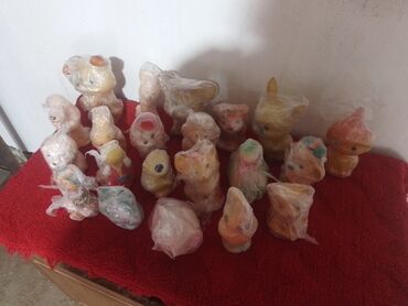 домики для грызунов: Продаю резиновые советские игрушки цена одной 100 сом окончательно