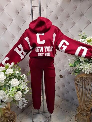 Gornji i donji deo: One size, Sa ilustracijom, bоја - Crvena — 2