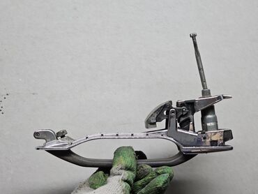 Дверные ручки: Передняя левая дверная ручка Дверная ручка Mercedes-Benz Б/у, Оригинал at lalafo.kg — 14 Дверные ручки: Передняя левая дверная ручка Дверная ручка Mercedes-Benz Б/у, Оригинал — 14