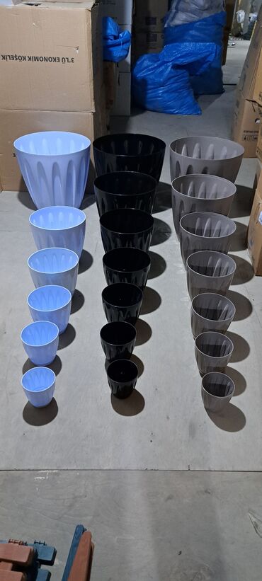 Bitkilər üçün dibçəklər: Dibcek dibcek qabi kvadrat gul qabi kvadrat cicek qabi kvadrat Dibcek — 23