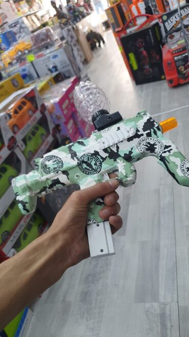 Oyuncaqlar: Suda şişən gel atan silah
Ferqli qiymetlerle — 3