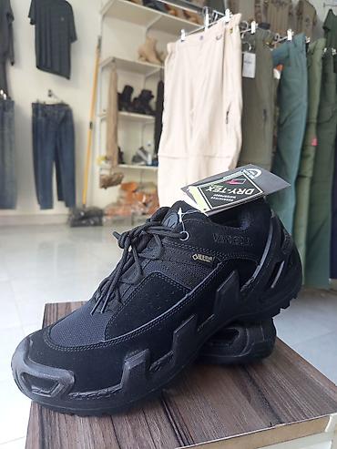 Kişi ayaqqabıları: VANEDA Dry-Tex outdoor krossovkaları - Rəng: qara - Üst hissə: süet — 2