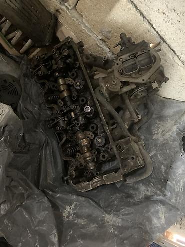 traktor matorları: Avtomobil mühərriki üçün komplekt ehtiyat hissələri - Silindr başlığı — 2