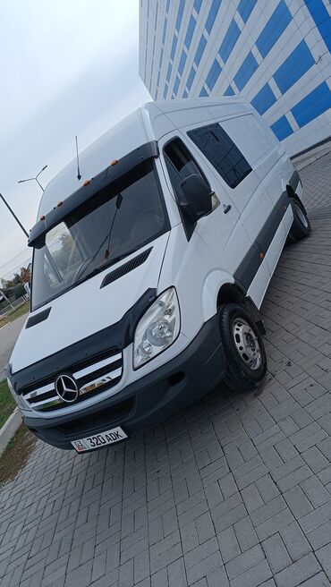 Mercedes-Benz: Mercedes-Benz Sprinter: 2009 г., 2.7 л, Механика, Дизель, Бус