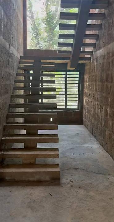 Бетонные лестницы: Бетонная лестница Для дома, Форма лестницы: Много-маршевая, Стиль: Модерн — 6