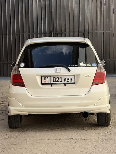 magi: Honda Fit: 2003 г., 1.3 л, Автомат, Бензин, Хэтчбэк — 8