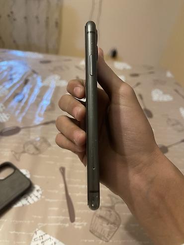 Apple iPhone: IPhone 11, 64 GB, Qara, Face ID — 8