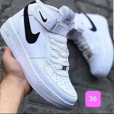 Ostala ženska obuća: Rasprodaja, dostupni brojevi obeleženi na slikama
Cena 3100 din — 26