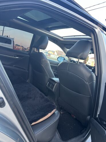 Toyota: Toyota Camry: 2019 г., 2.5 л, Автомат, Бензин, Седан at lalafo.kg — 10 Toyota: Toyota Camry: 2019 г., 2.5 л, Автомат, Бензин, Седан — 10