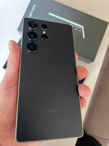 фото камера: Samsung Galaxy S25 Ultra, Колдонулган, 256 ГБ, түсү - Кара, 1 SIM, eSIM