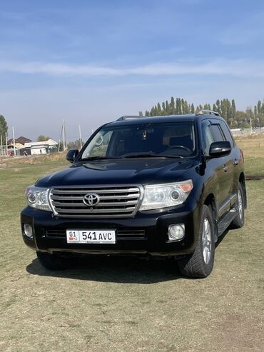 срочно продается машина: Toyota Land Cruiser: 2015 г., 4.6 л, Автомат, Бензин, Жол тандабас