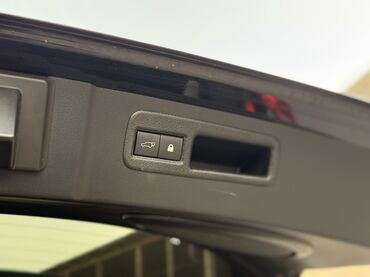 Lexus: Lexus NX: 2019 г., 2.5 л, Вариатор, Гибрид, Кроссовер — 14